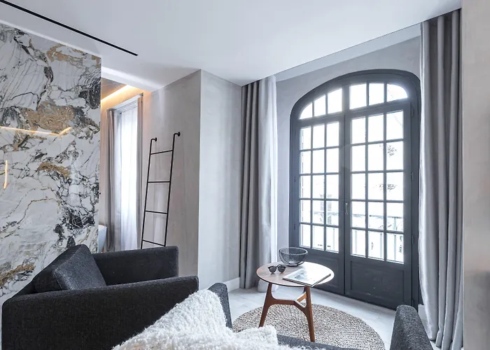 Le Dortoir Boutique Hotel 4*