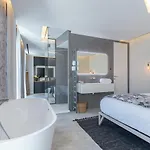 Le Dortoir Boutique Suites Hotel 4*