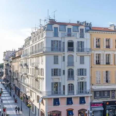 Le Dortoir Boutique Hotel