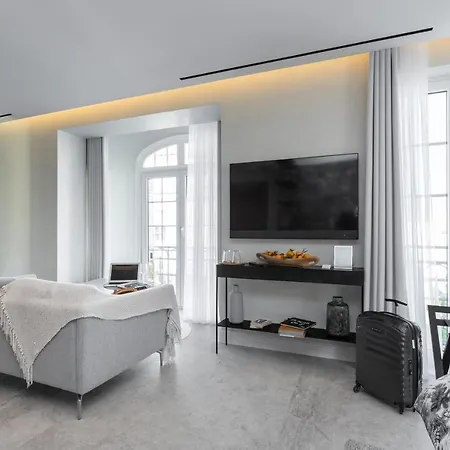 Le Dortoir Boutique Suites Hotel 2*